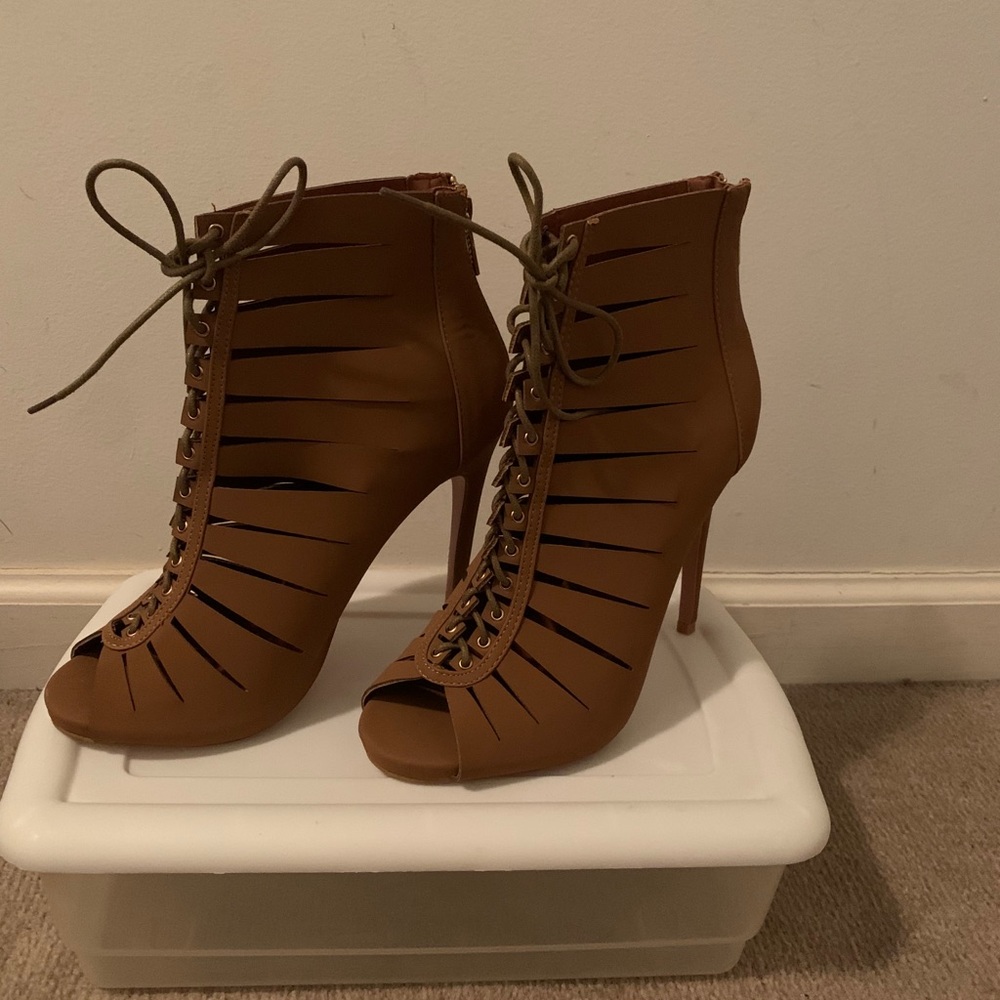 Open toe boot - Picture 2 of 4